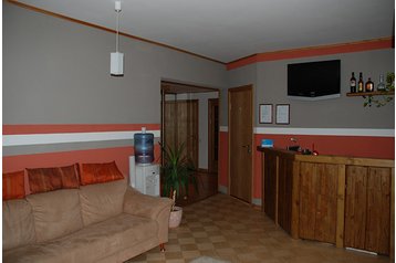 Estonie Privát Tartu, Extérieur